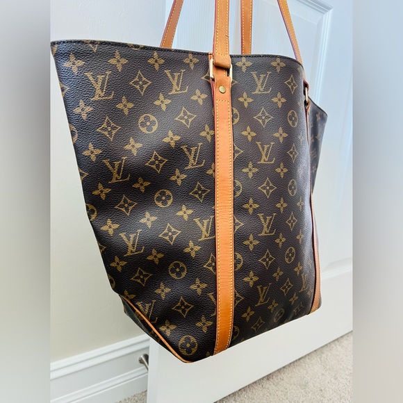 Authentic Louis Vuitton Monogram Sac Shopping Tote Shoulder bag - Picture 2 of 15